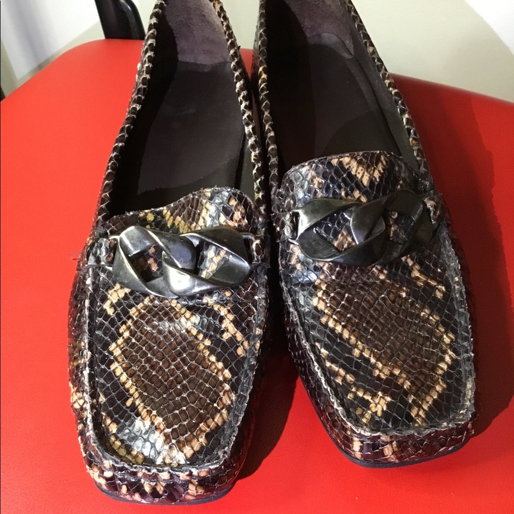 Stuart Weitzman Authentic Snake Skin Drivers - image 2